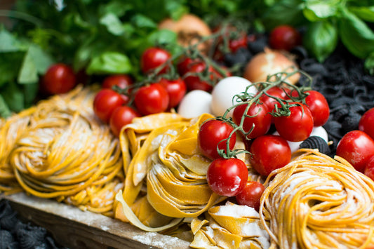 Gemüse-Spaghetti mit Tomatensugo
